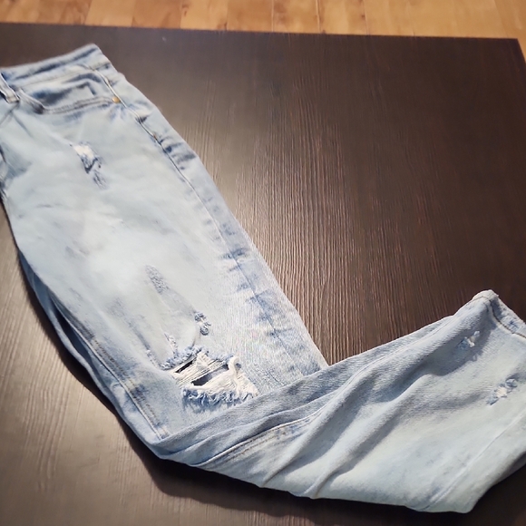 Fashion Nova Light Blue Straight Leg Jeans - Picture 12 of 12